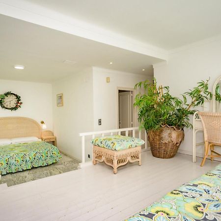 Villa Requesens On Canal Empuriabrava Kültér fotó