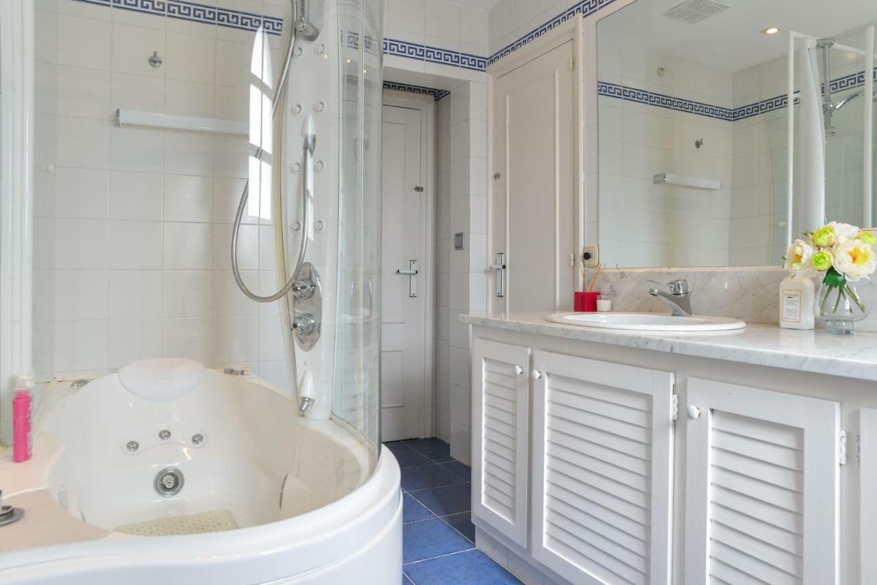 Villa Requesens On Canal Empuriabrava Kültér fotó