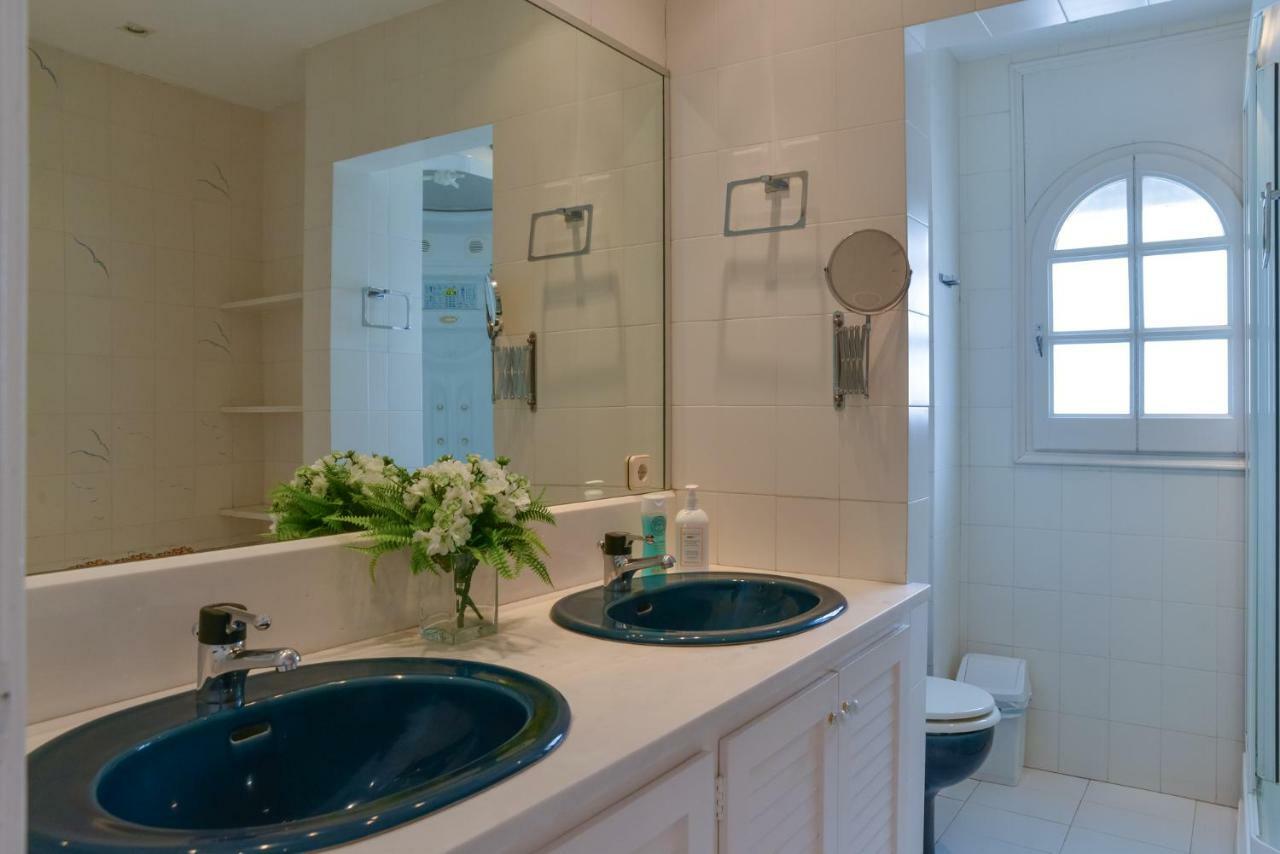 Villa Requesens On Canal Empuriabrava Kültér fotó